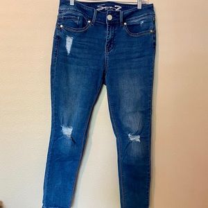 Seven7 Distressed Denim Leggings Size 10